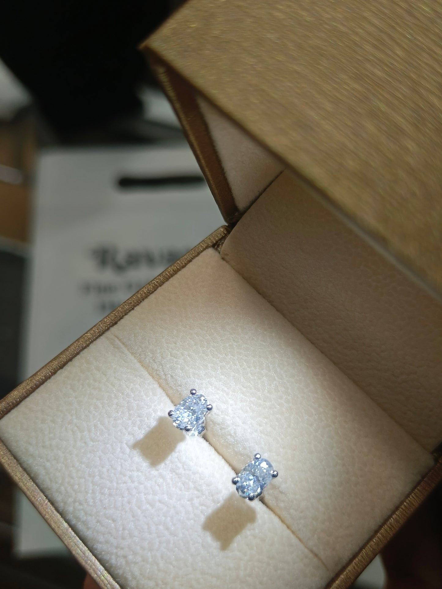 0.5 Carat Each Moissanite Oval Studs - VVS1 Certified 💎