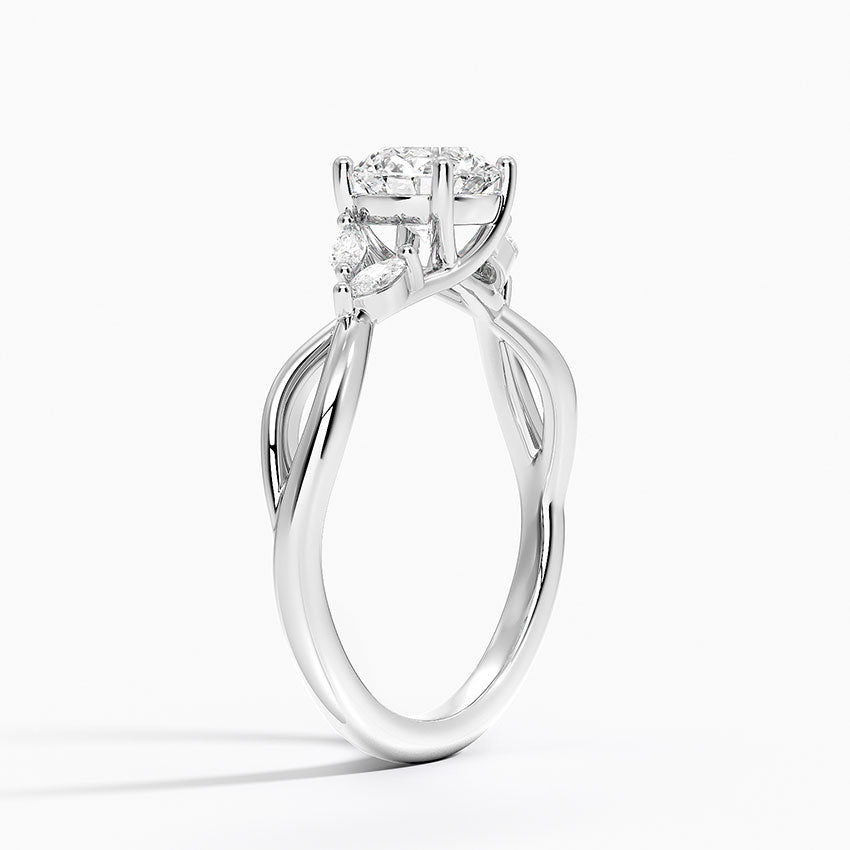 Valencia Oval Moissanite Ring -VVS1 Certified π