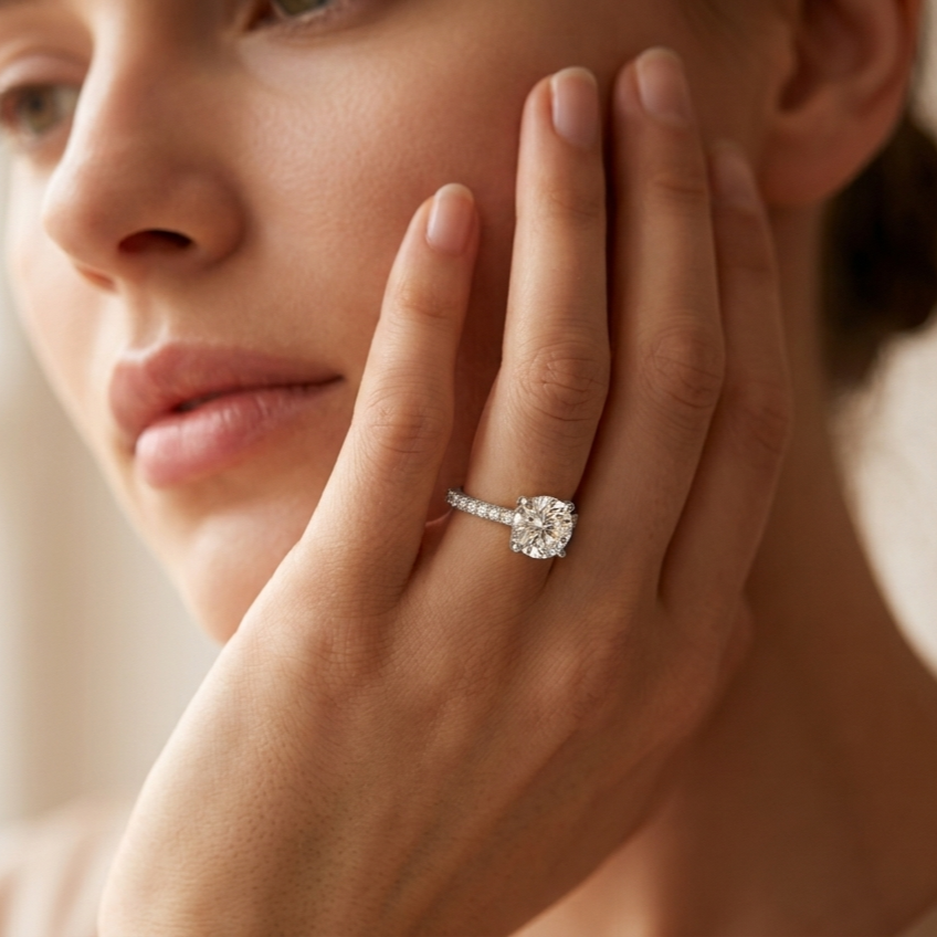 1 Carat Nyra Moissanite Ring -VVS1 Certified Diamond 💎