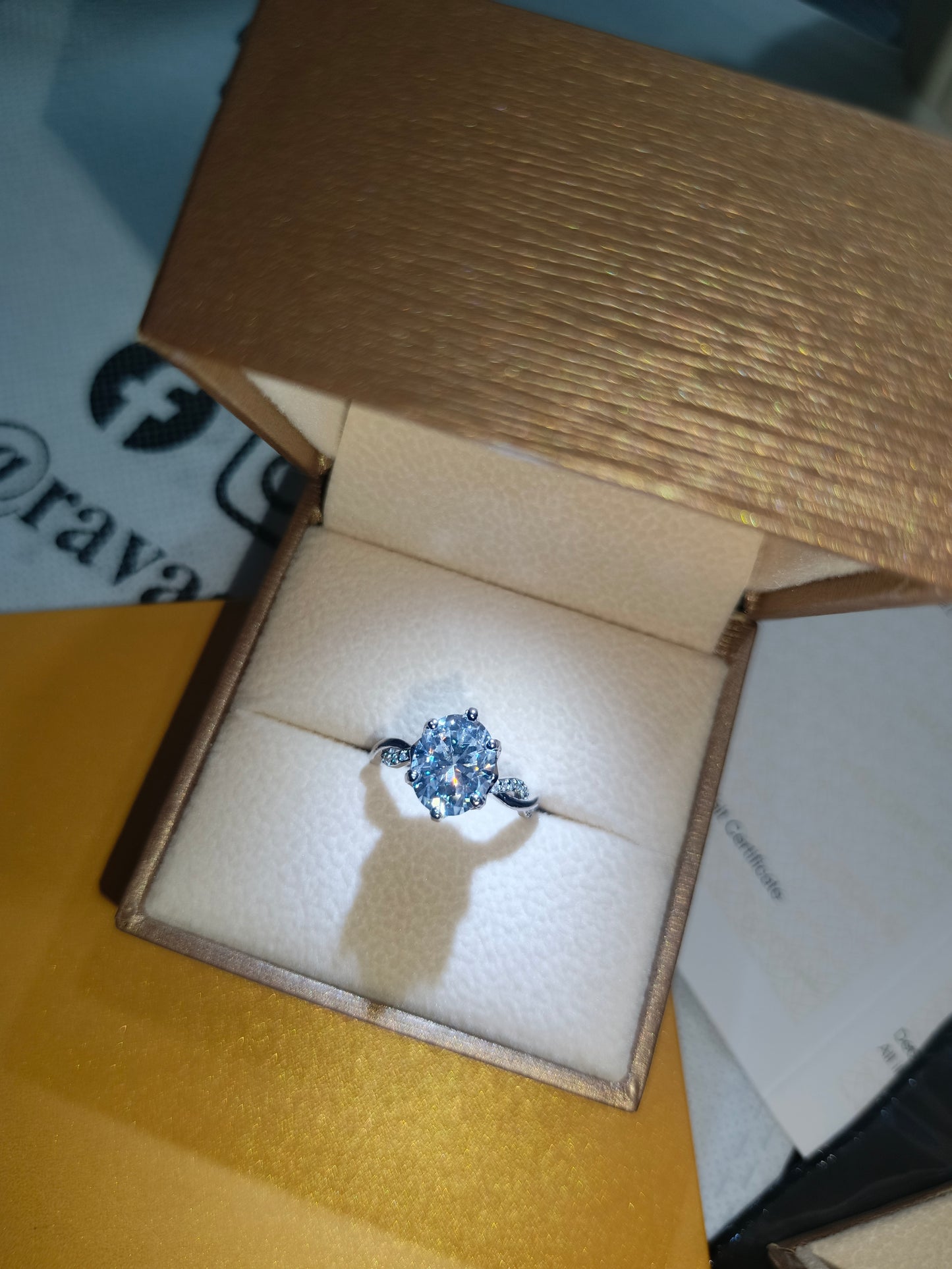 Oval Dream Moissanite Ring -VVS1 Certified 💎