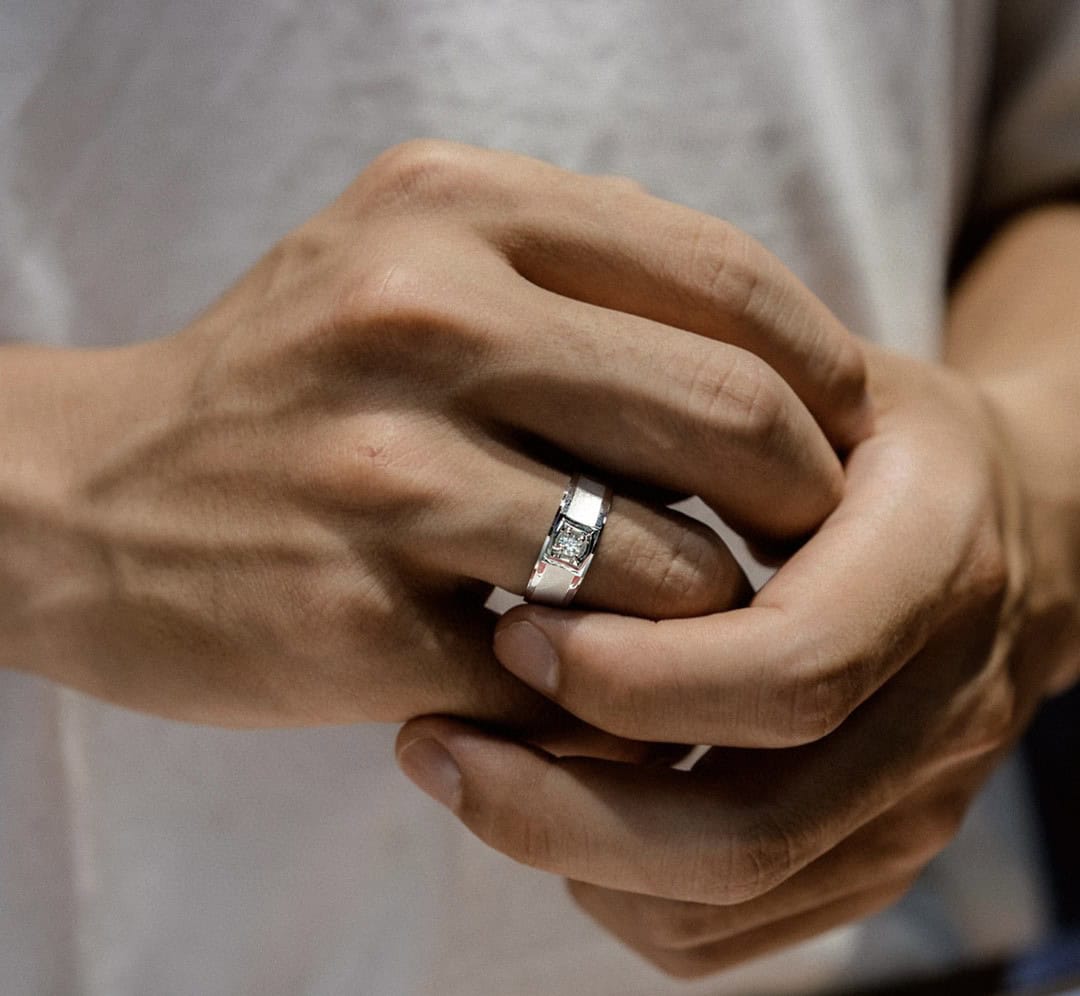 Men's Aurex Moissanite Band -VVS1 Certified 💎