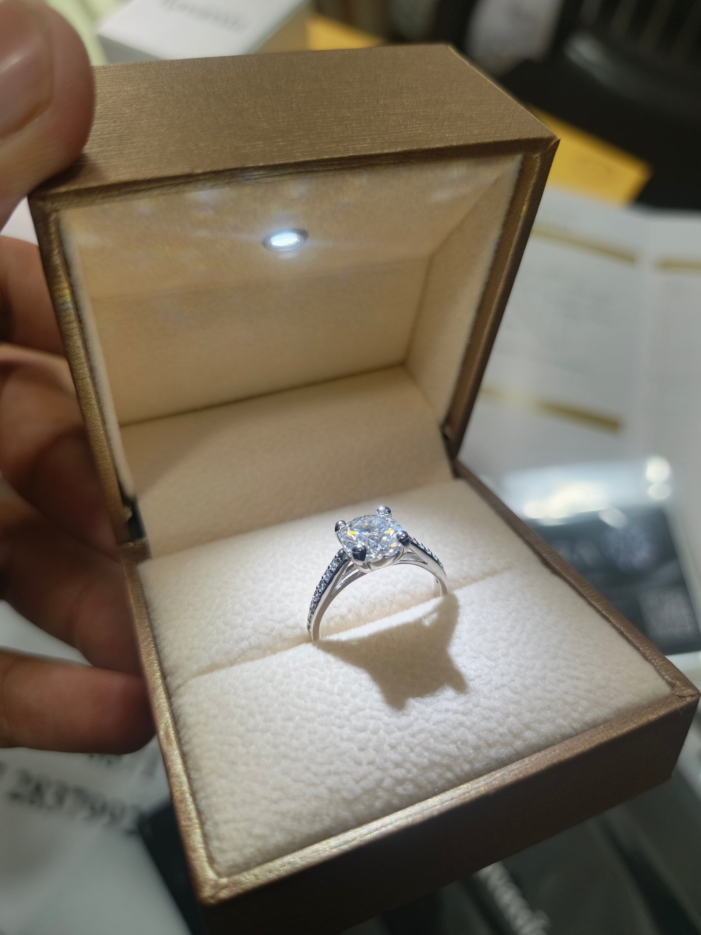 1.5 Carats Bolevier Moissanite Ring -VVS1 Certified Diamond 💎